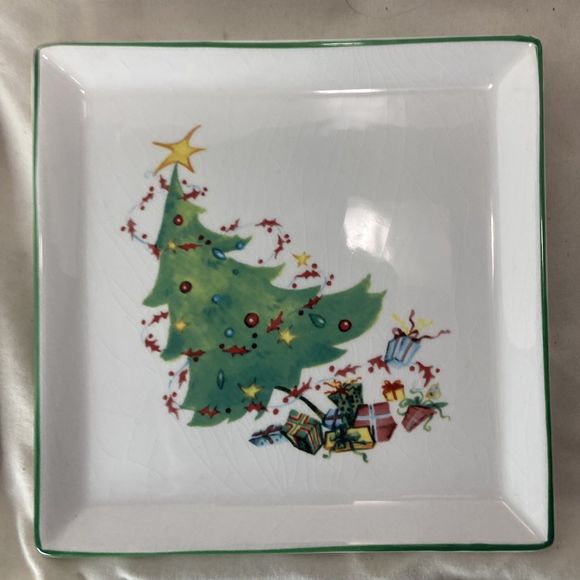 Set of 4 Christmas Visions by Blitzen & Co. Square Snack/Appetizer Plates - Picture 2 of 11